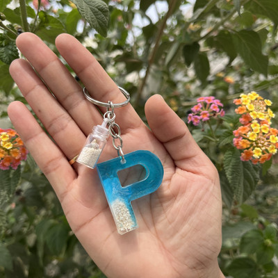 UniQ Creation Ocean Desin Resin Alphabet Keychain P Key Chain