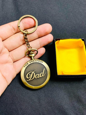 BBG NEW_Greatest Dad Cursive style pocket watch keychain for gifting Key Chain
