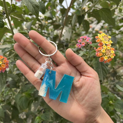 UniQ Creation Ocean Desin Resin Alphabet Keychain M Key Chain