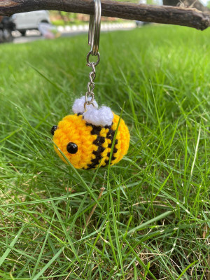 TRENDY CREW Handmade Cotton Bee Keychain Gift Key Chain