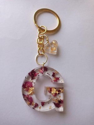 SnipNclip Crafts G alphabet resin Keychain with real rose petals preserved and heart Key Chain