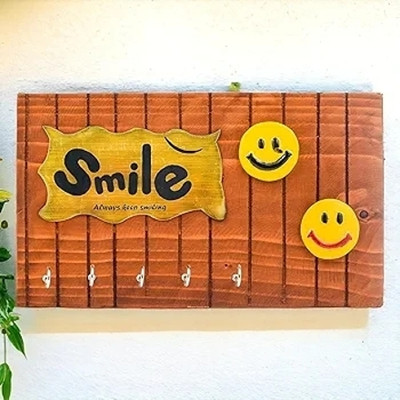 ICEHOT Smile key Holder with 5 key Holder Hooks Wood Key Holder(5 Hooks, Brown)