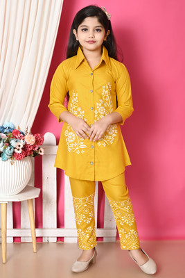 SERINA FASHION Girls Festive & Party Kurta and Pyjama Set(Yellow Pack of 2)