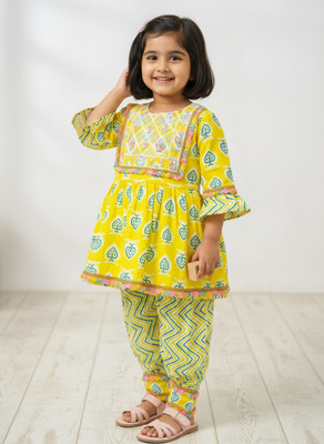 Oligne Baby Girls Casual Top Pyjama(Panpata)