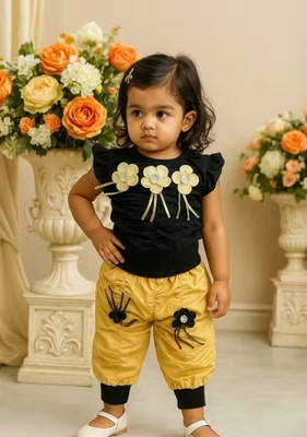 TyagiiGarment Baby Girls Casual Top Capri(Black top and musturd capri)
