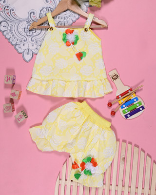 FASHIONMART Baby Girls Party(Festive) Top Shorts(YELLOW)