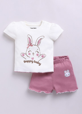 Smart Baby Baby Girls Casual T-shirt Shorts(White & Maroon)