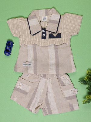 V-MART Baby Girls Casual Top Shorts(Cream)