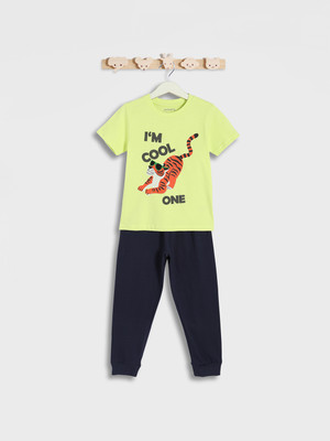 JUNIORS by Babyshop Boys Casual T-shirt Pyjama(Green)