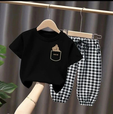 Lilsnuggles Baby Boys & Baby Girls Casual T-shirt Pant(Black)