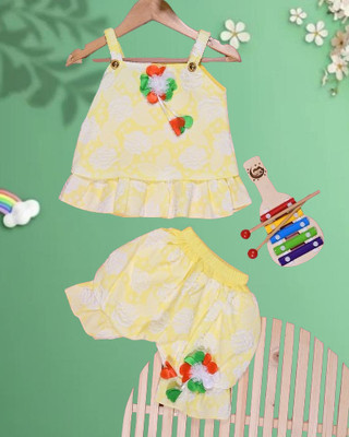 Funnyboo Baby Girls Party(Festive) Top Shorts(Yellow)