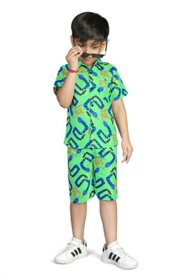 Kenvi Textile Boys Casual Shirt Shorts(Green)