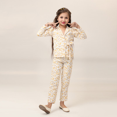 Miss & Chief Kids Nightwear Girls Printed Polyester Blend(Yellow Pack of 1)