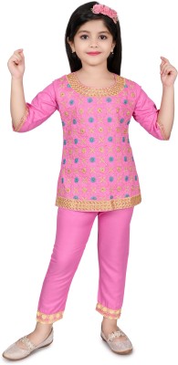 Fashion Time Girls Casual Kurta Pyjama(Pink)