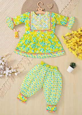 Ar creation Baby Girls Casual Dress Pyjama(Yellow)