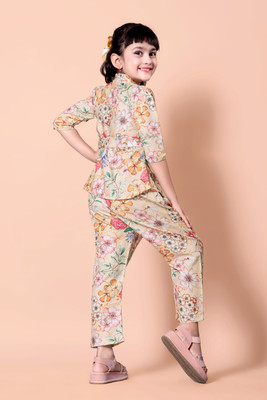 Mijaashree Girls Casual Top Pant(Cream / Multi)