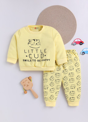 SUPERSQUAD Baby Boys & Baby Girls Casual Sweatshirt Sweatpant(Yellow)