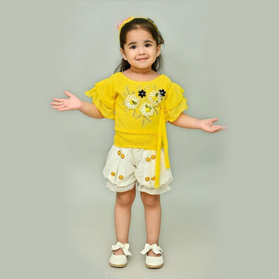 BRAJ SUNDARI Indi Girls Midi/Knee Length Casual Dress(Yellow, Short Sleeve)