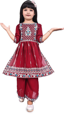 Alm Dresses Barbie Baby Girls Above Knee Casual Dress  (Maroon, Half Sleeve) For Rs. 100 @ 93 %