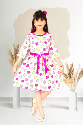 ULTRA TREND Girls Midi/Knee Length Casual Dress(White, 3/4 Sleeve)
