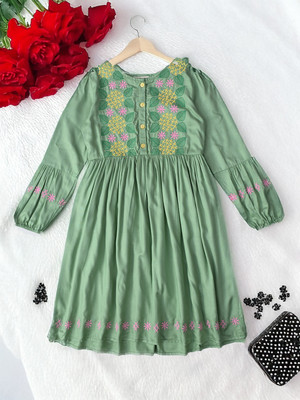 Bella Moda Girls Midi/Knee Length Casual Dress(Green, 3/4 Sleeve)