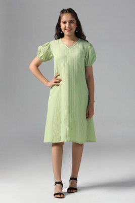 Ompax Girls Midi/Knee Length Casual Dress(Green, Sleeveless)
