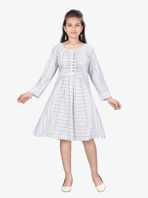 GLOBAL NOMAD Girls Midi/Knee Length Casual Dress(Grey, Full Sleeve)