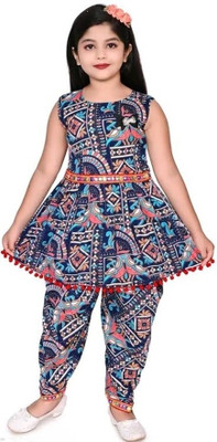 DWIVEDI Girls Casual Kurta and Pyjama Set(Blue Pack of 1)