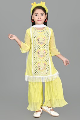 Suhana Kolkata Girls Festive & Party Kurta, Pyjama & Dupatta Set(White Pack of 1)