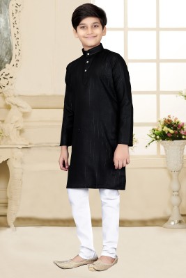 Aamond Boys Solid Straight Kurta(Black)