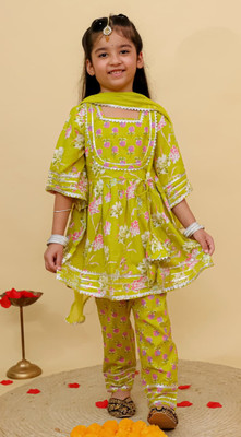 Pari Mahal Girls Festive & Party Kurta and Pyjama Set(Yellow Pack of 1)