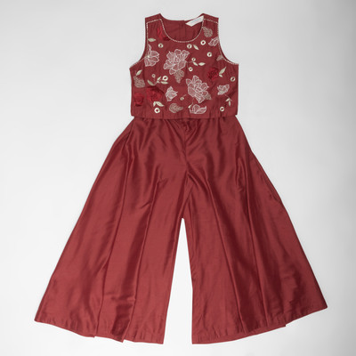 Akkriti by Pantaloons Girls Casual Top and Skirt Set(Red Pack of 1)