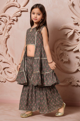 Cutidiva Girls Festive & Party Kurta and Trouser Set(Grey Pack of 2)