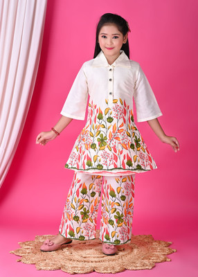 FIRST DREAM Girls Casual Kurta and Palazzo Set(Orange Pack of 1)