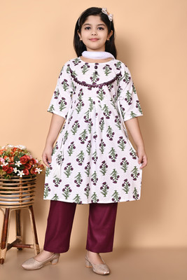 barkatdesigningplanet Girls Festive & Party Kurta and Pyjama Set(Multicolor Pack of 1)
