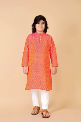 VALAKI Boys Self Design Straight Kurta(Orange)