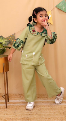 Pari Mahal Girls Casual Kurta and Palazzo Set(Green Pack of 1)