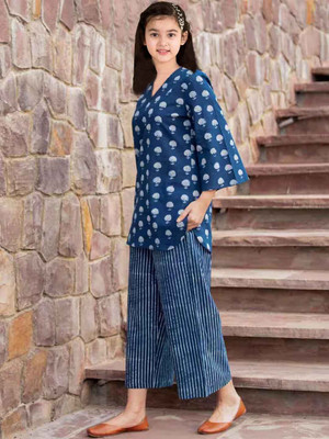 ROSMEAN Girls Formal Kurta and Trouser Set(Blue Pack of 1)