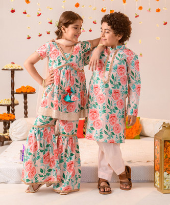 Pspeaches Girls Festive & Party Kurta, Pyjama & Dupatta Set(Orange Pack of 1)