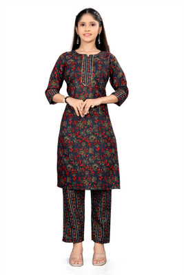 Sabana Fashion Girls Casual Kurta and Pyjama Set(Blue Pack of 1)