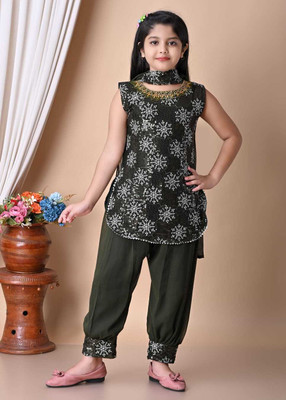 PRINCESSA COLLECTION Girls Festive & Party Kurta and Patiala Set(Dark Green Pack of 1)