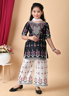 DRESSESDREAM Girls Casual Kurta, Pyjama & Dupatta Set(Black Pack of 1)