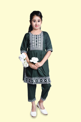 BURBN Girls Festive & Party Kurta and Patiala Set(Dark Green Pack of 1)