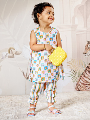 VASTRAMAY Girls Festive & Party Kurta and Pyjama Set(White Pack of 1)