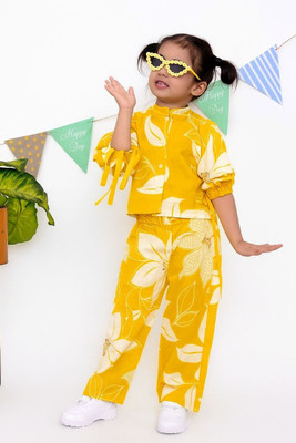 DHYANENTERPERIS Girls Casual, Festive & Party, Formal Kurta and Pyjama Set(Yellow Pack of 1)