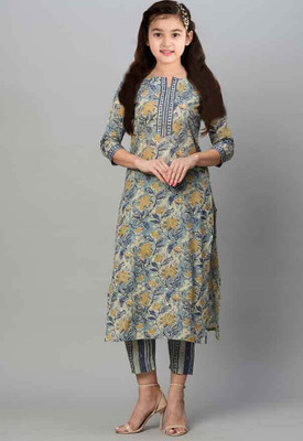 Various Vault Girls Casual Kurta and Pyjama Set(Green Pack of 1)