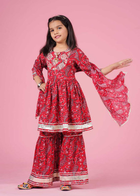 CHANDRAWAT Girls Festive & Party Kurta, Pyjama & Dupatta Set(Maroon Pack of 1)