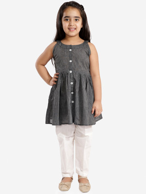 VASTRAMAY Girls Festive & Party Kurta and Pyjama Set(Grey Pack of 1)