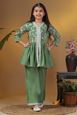 Tasrika Girls Festive & Party Kurta and Palazzo Set(Green Pack of 1)