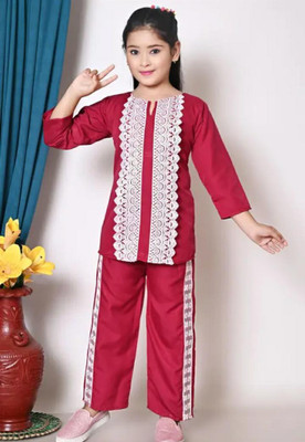 AR KEFA Girls Festive & Party Kurta and Pyjama Set(Maroon Pack of 1)